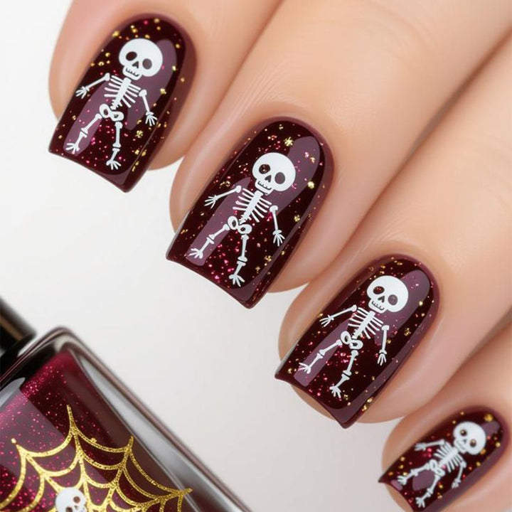 Halloween-Themed Skeleton Nail Art Set Stornfield