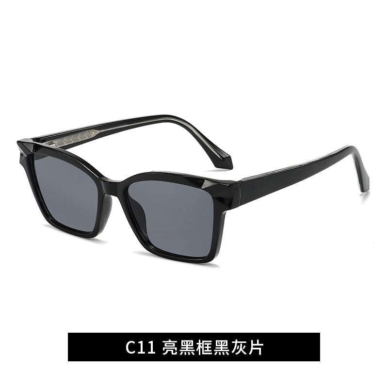 Ladies sunglasses in trendy, geometric design Stornfield