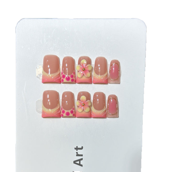 Floral Design Press-On Nail Set Stornfield