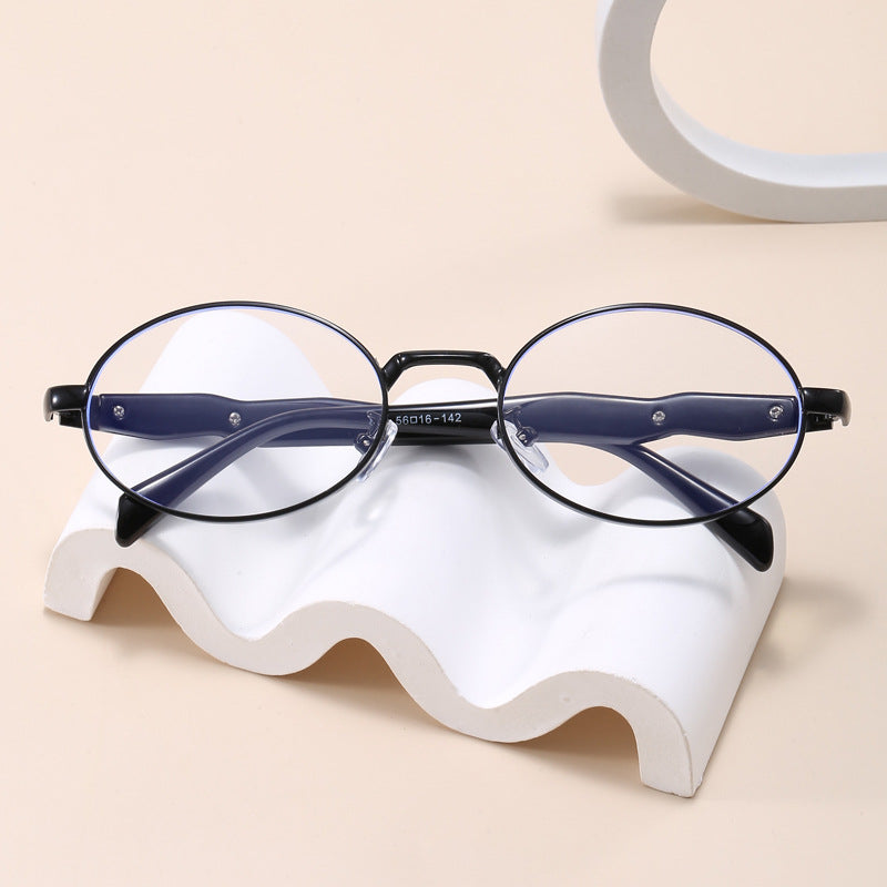 Fashionable Sunglasses In Elegant Oval Design Stornfield 1787127969