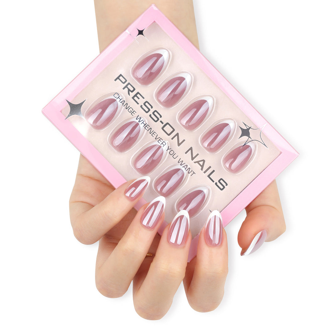 Artificial nail extensions in an elegant design Stornfield