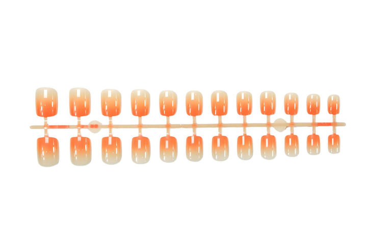 Acrylic nail set with elegant ombré design Stornfield