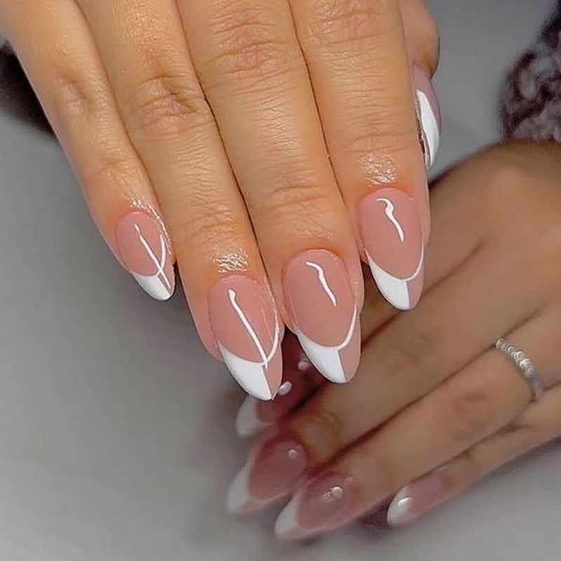 Artistic French-Tip Artificial Nails Stornfield
