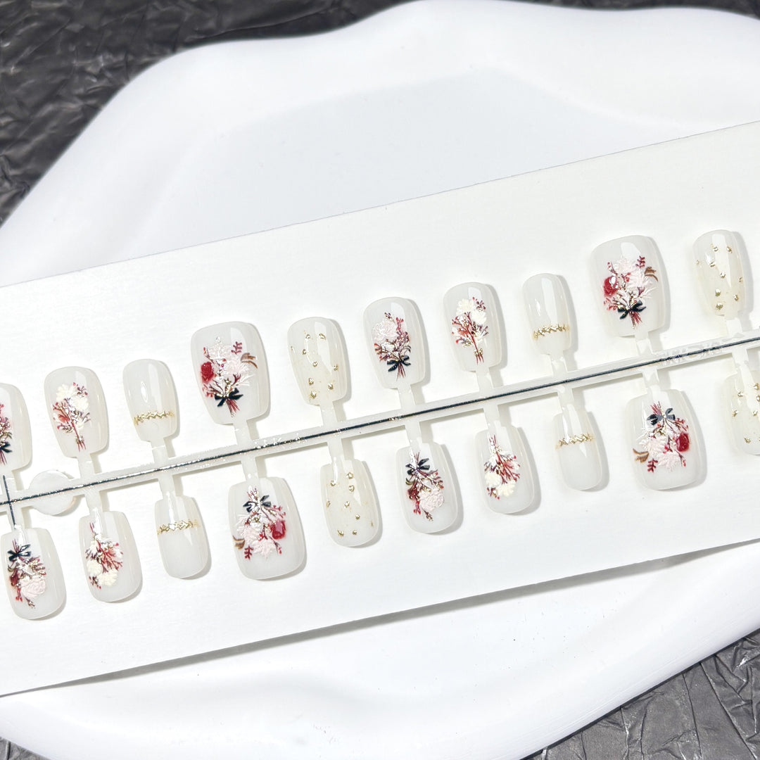 Floral Embellished Press-On Nail Set