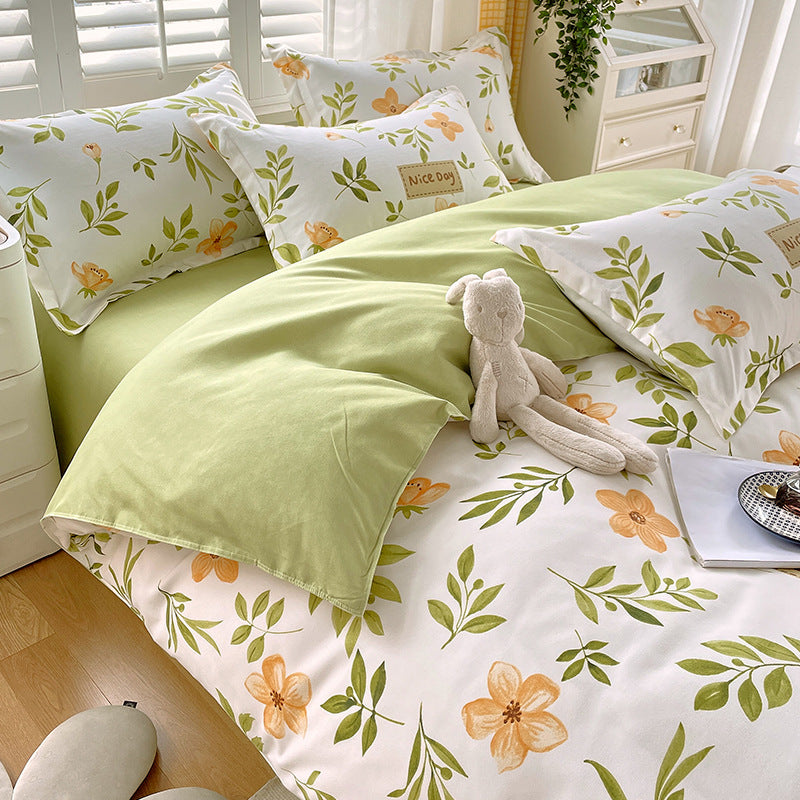 Whimsical Floral Pattern Bedding Set