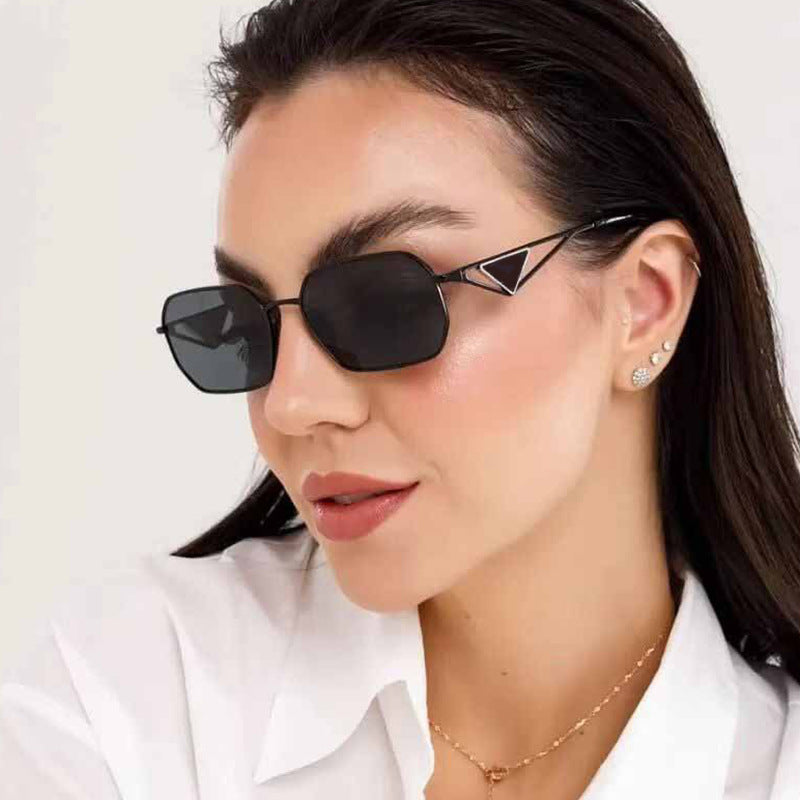Women geometric luxury sunglasses with slim glossy frame Stornfield