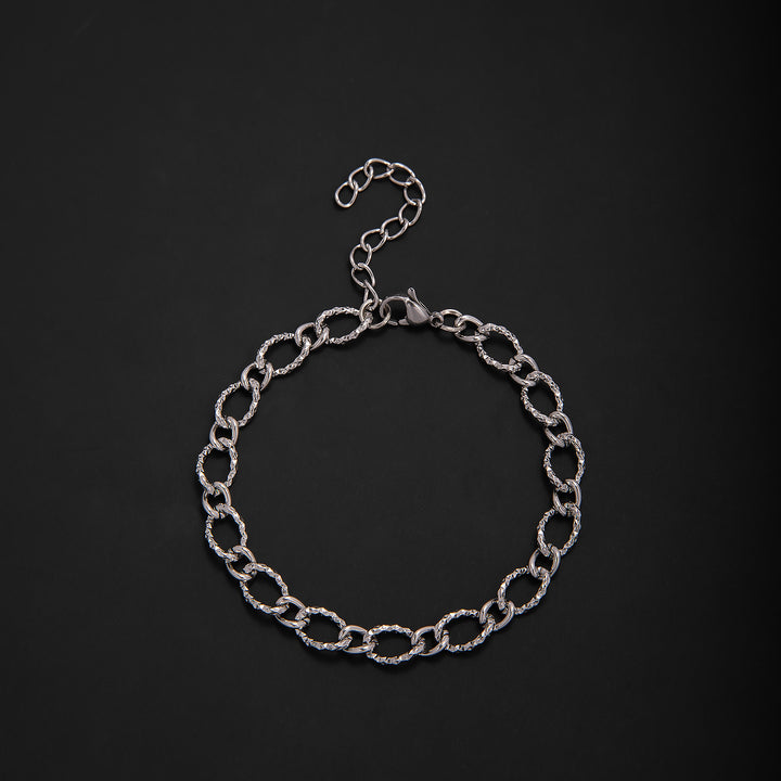 Interlaced Metal Link Bracelet Stornfield