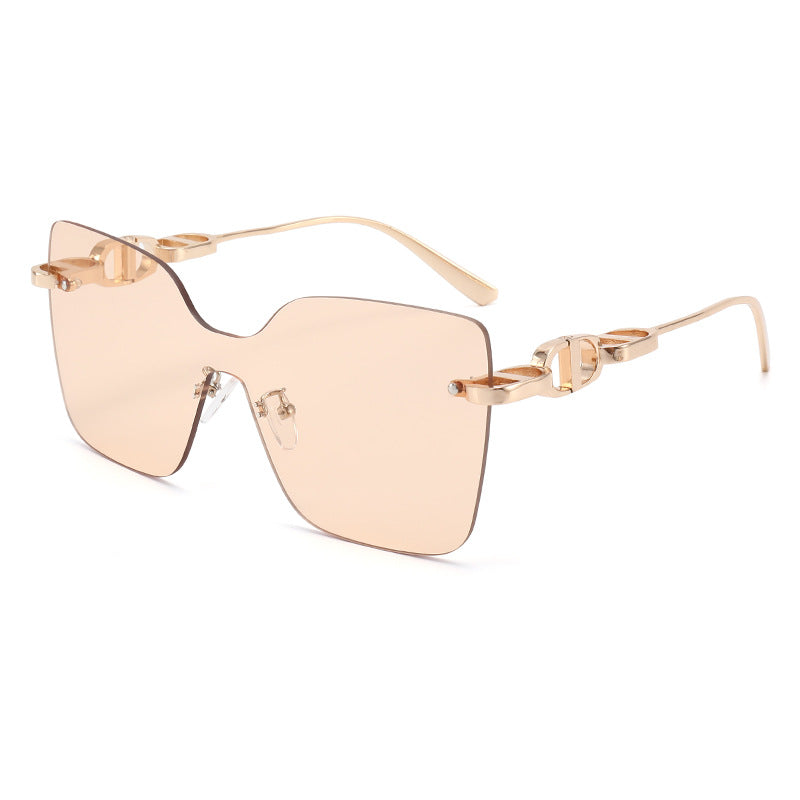 Ladies elegant oversized sunglasses with fashionable frame and UV protection Stornfield