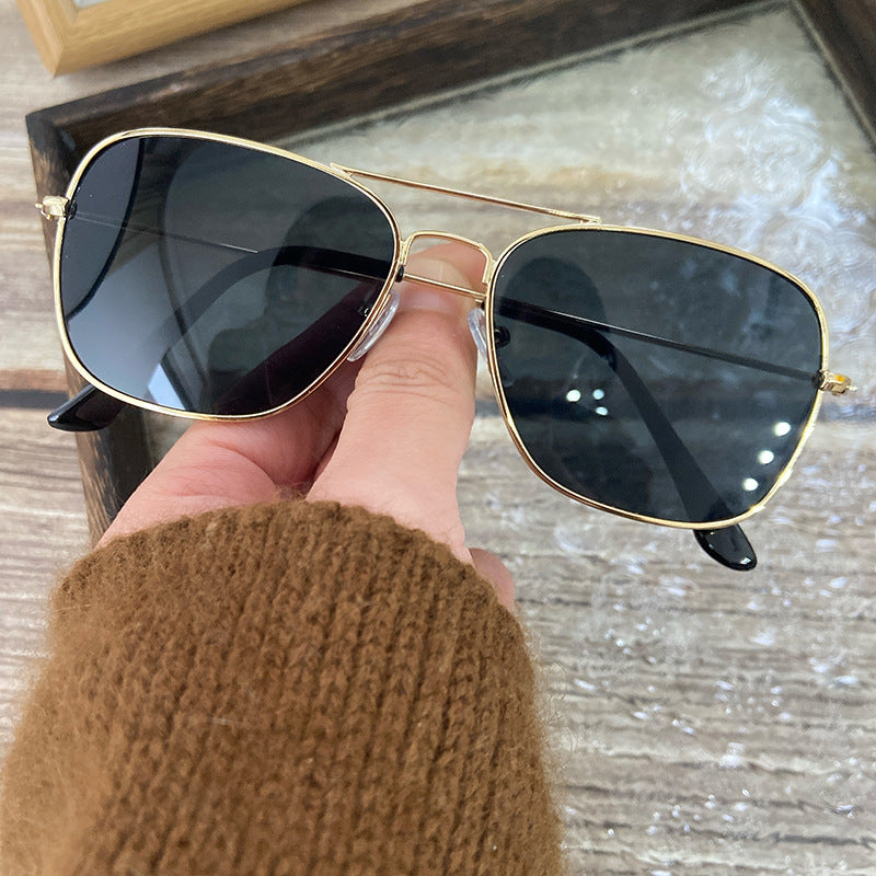 Fashionable metal sunglasses Stornfield