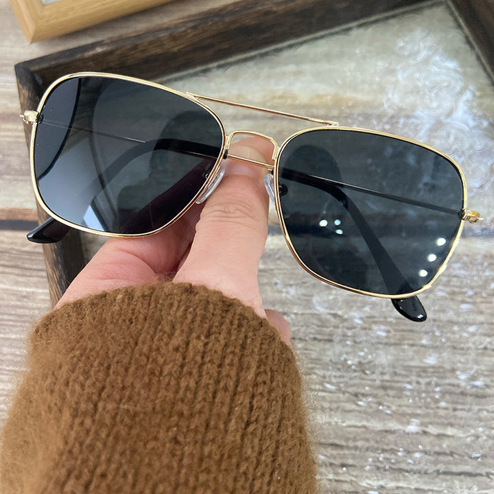 Fashionable metal sunglasses Stornfield