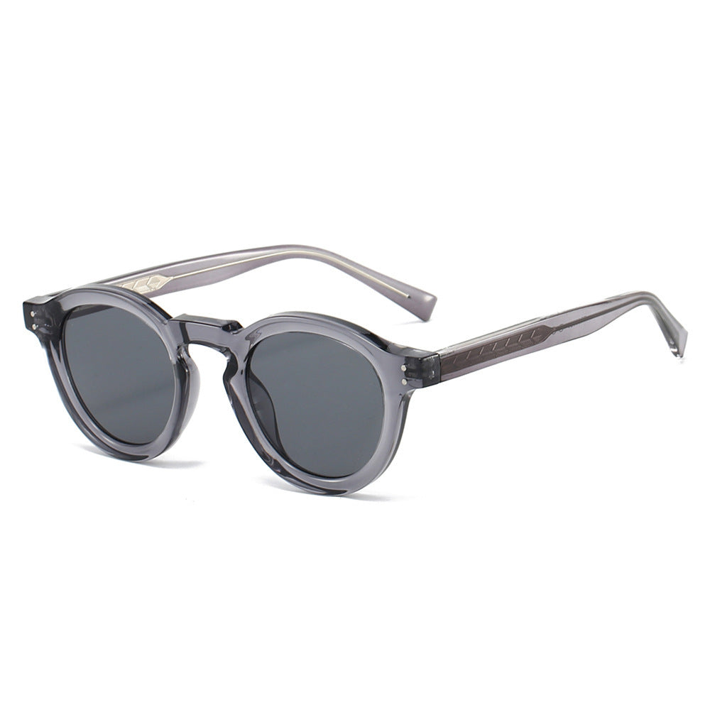 Ladies fashionable sunglasses in a stylish round design by Stornfield