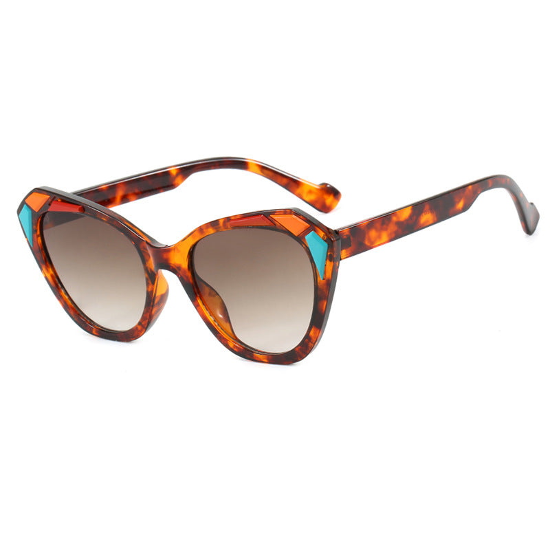 Ladies Cat Eye Sunglasses with Fashionable Details Stornfield
