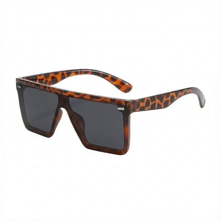 Women's Sporty Oversized Sunglasses with Modern Frame Stornfield