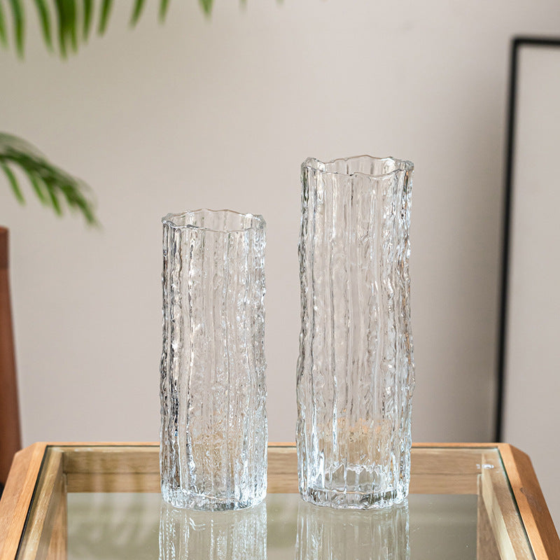 Artful Glass Vase in Modern Design Stornfield