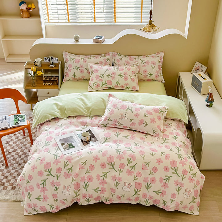 Modern Graphic Print Bedding Set