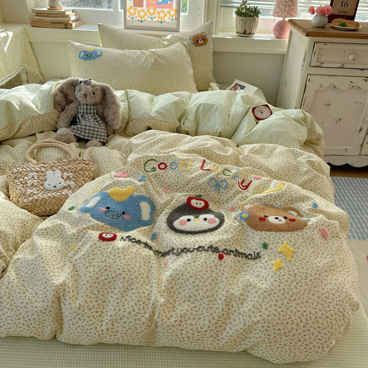 Children's Playful Animal-Themed Bedding Set