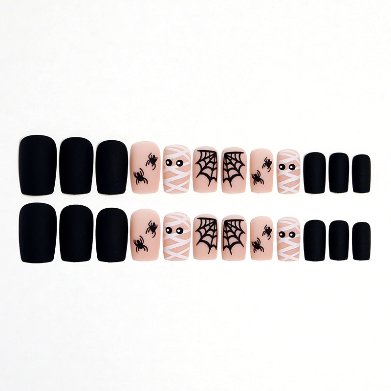Halloween-Themed Nail Art Kit Stornfield