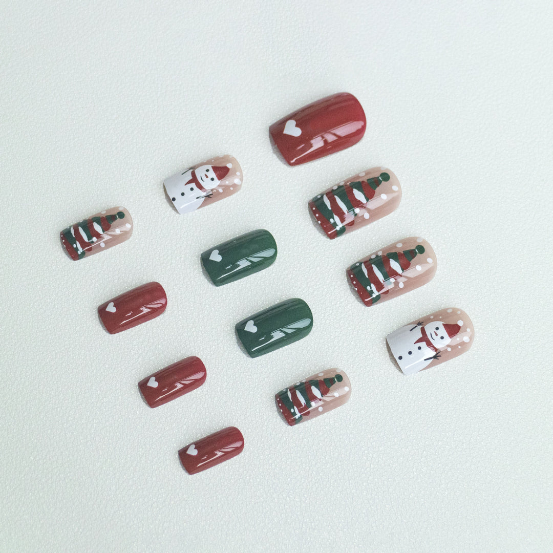 Holiday-Themed Nail Art Kit