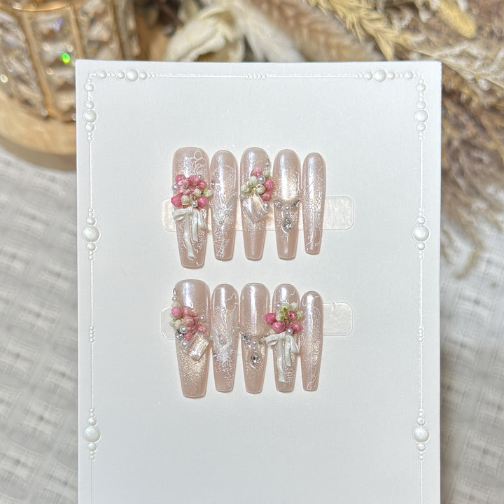 Floral Artisan Press-On Nail Set
