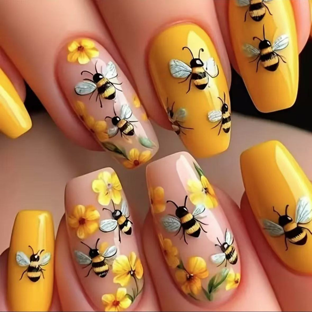 Nail art set with creative bee and flower designs Stornfield