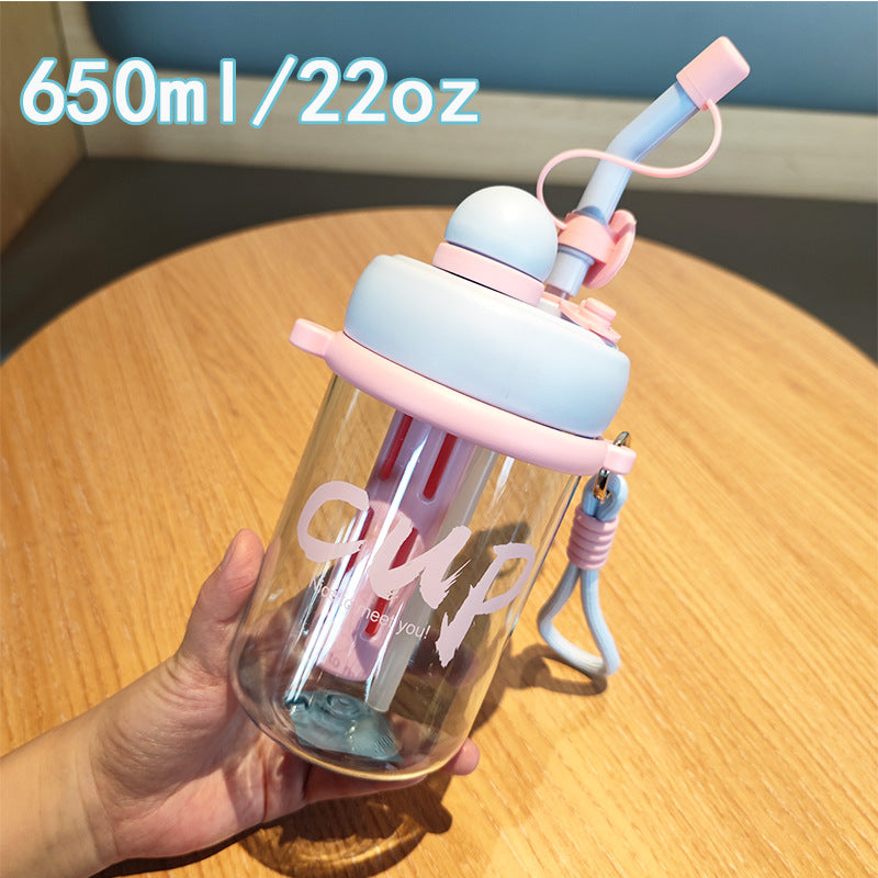 Women's drinking cup with safety lid and straw Stornfield