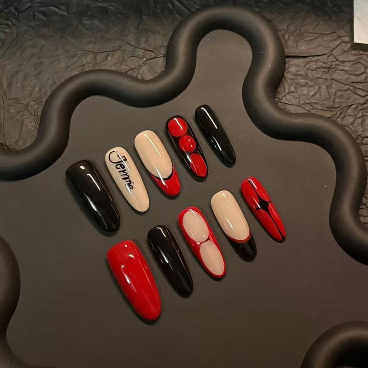 Chic Artistic Press-On Nail Set Stornfield