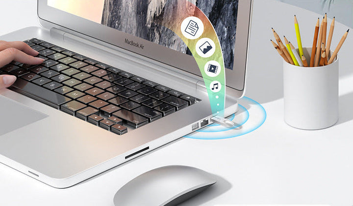 Ergonomic USB Flash Drive Stornfield