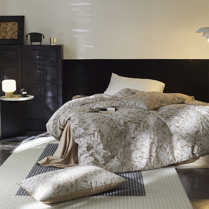 Damask Jacquard Silky-Feel Duvet Cover and Pillow Sham Set
