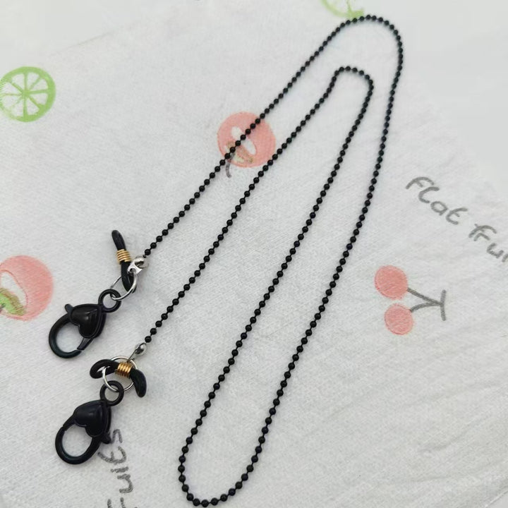 Fashionable glasses chain with heart pendant Stornfield