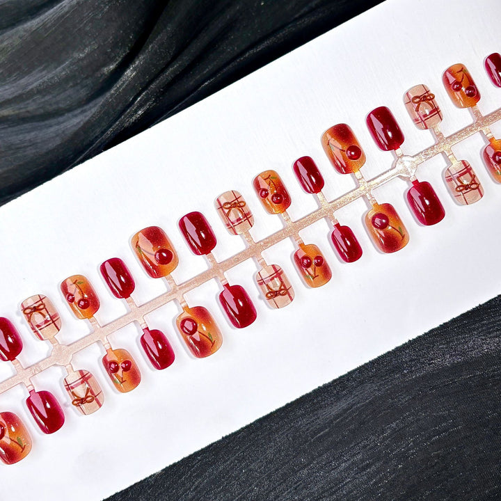 Artistic Glossy Press-On Nail Set