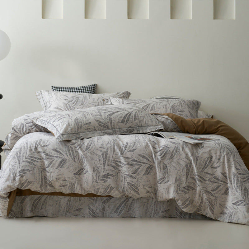 Bedding set made of cotton percale with geometric check pattern, breathable and easy to iron