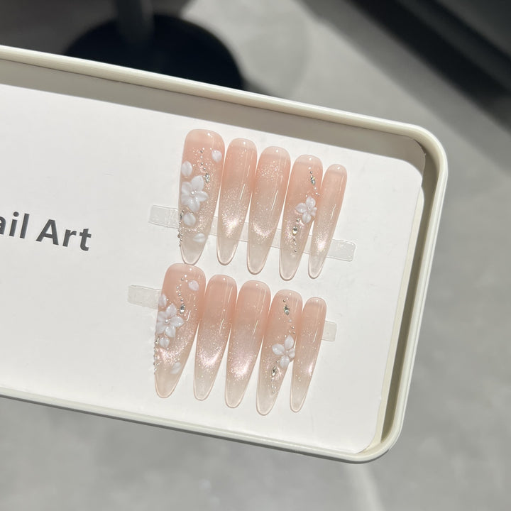 Decorative Floral Press-On Nail Set Stornfield