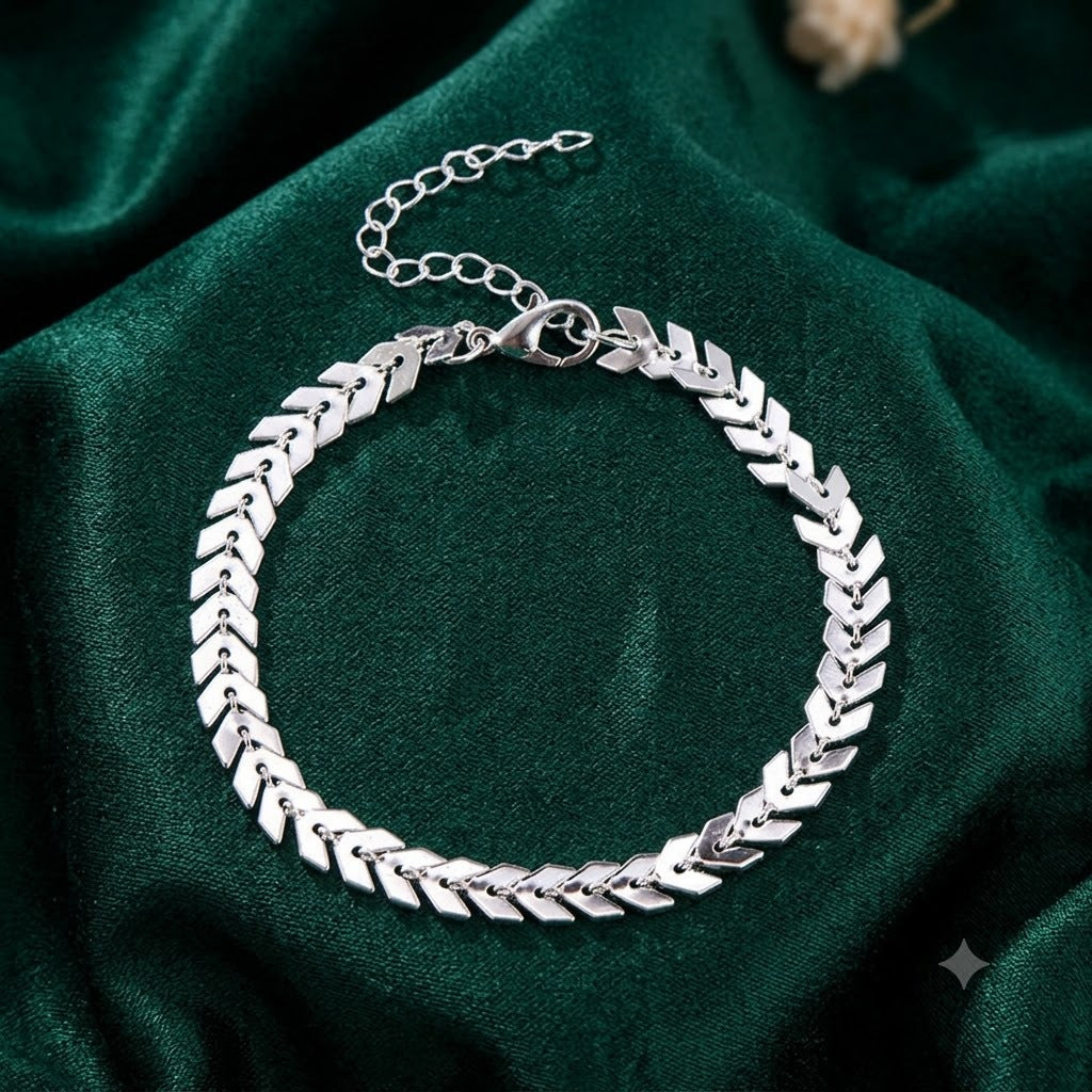 Elegant Gold Chain Necklace Stornfield