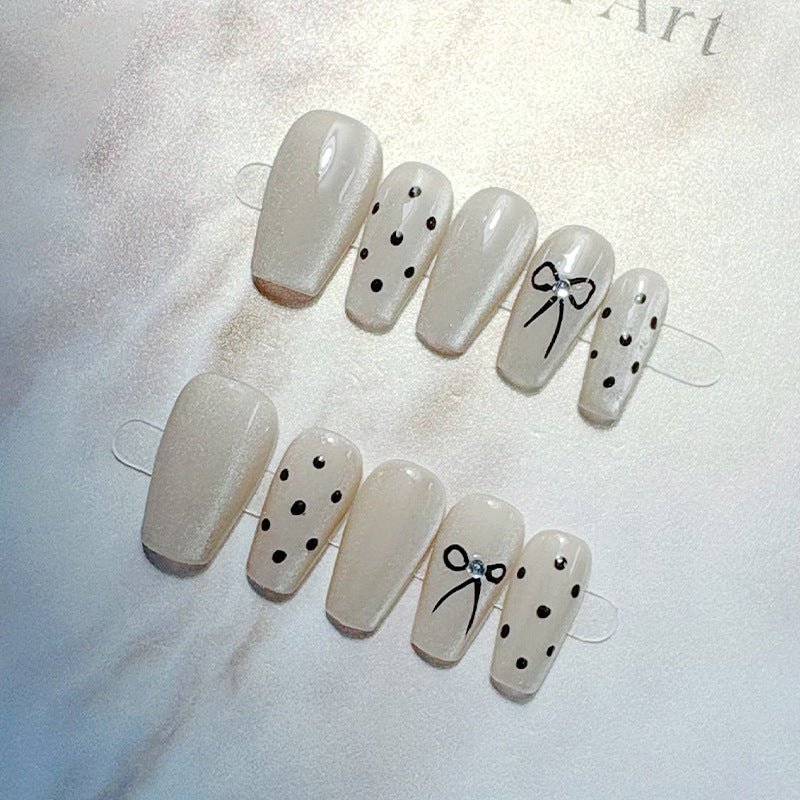 Stylish Press-On Nails Stornfield