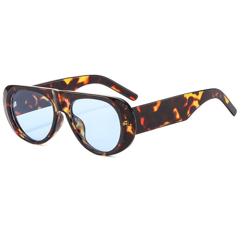 Contemporary Oversized Shield Sunglasses Stornfield