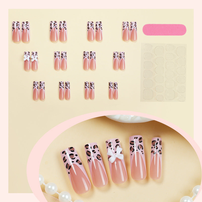 Artificial nail set with luxurious leopard patterns Stornfield