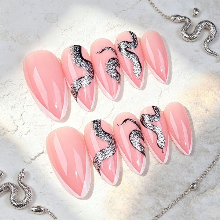 Glamorous Design Nails Stornfield