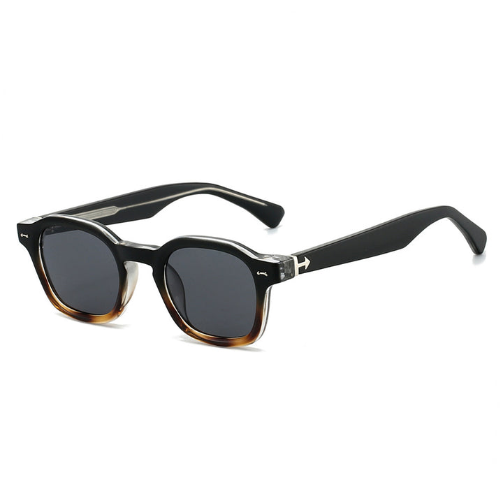 Women's fashionable sunglasses in unique, square design Stornfield