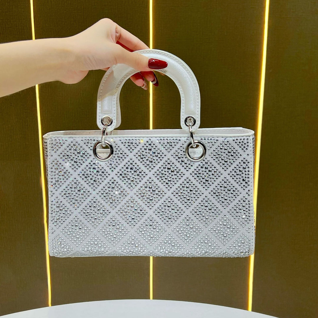 Elegant Rhinestone-Embellished Handheld Purse