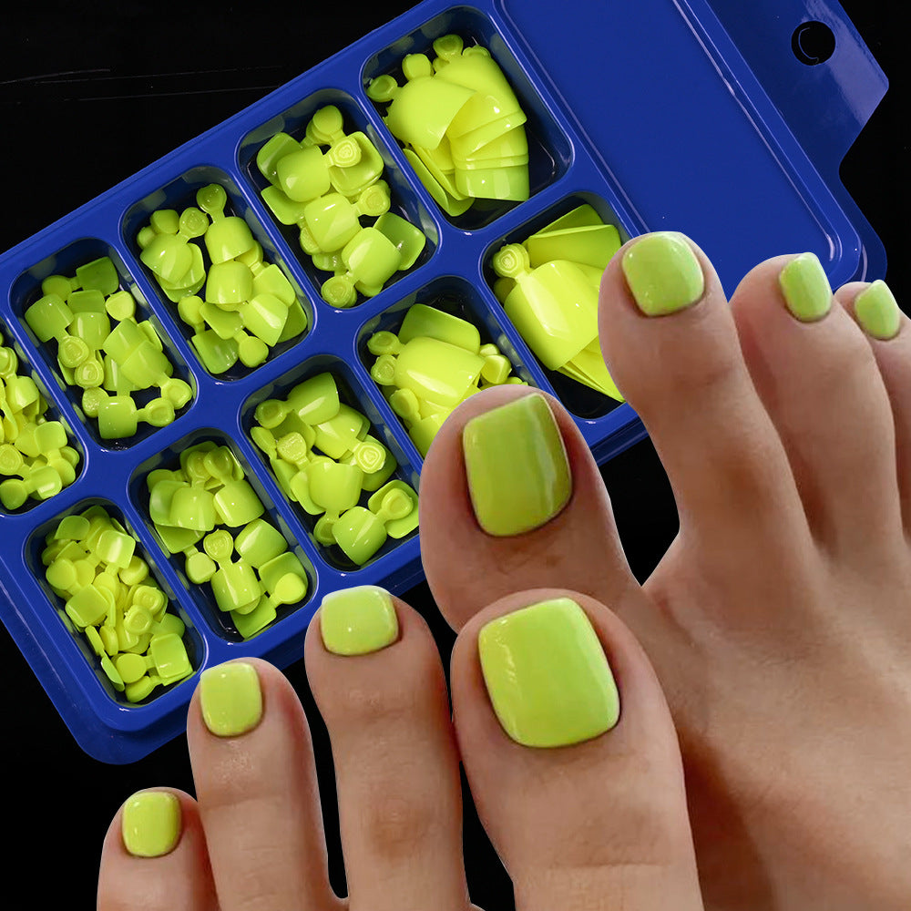 Premium Press-On Nail Art Kit Stornfield