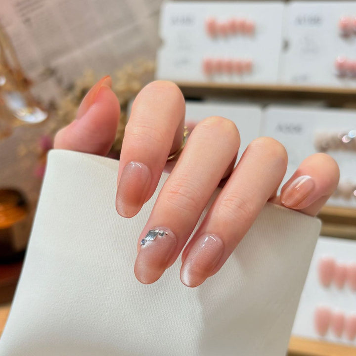 Elegant Press-On Nail Set with Crystal Accent Stornfield