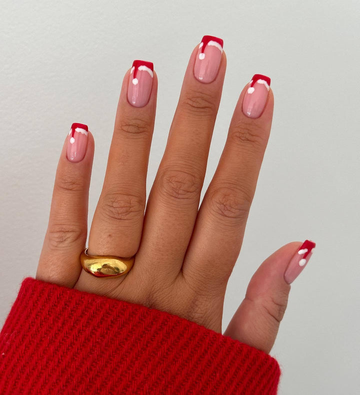 Artistic Winter-Themed Nail Art Stornfield
