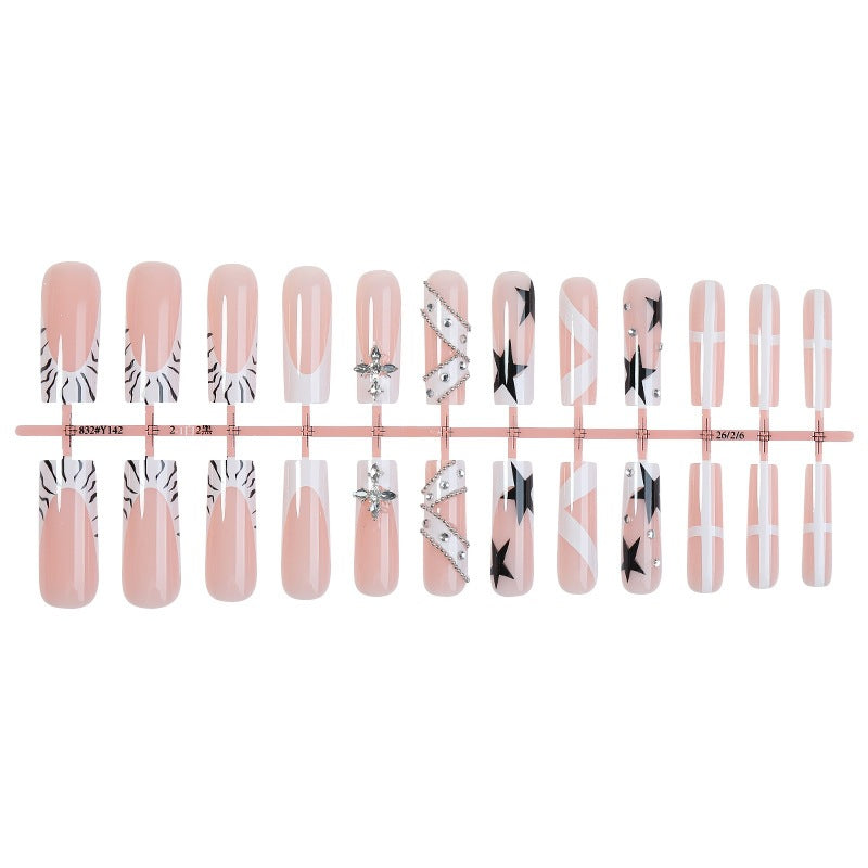 Nail art set with floral and modern designs Stornfield