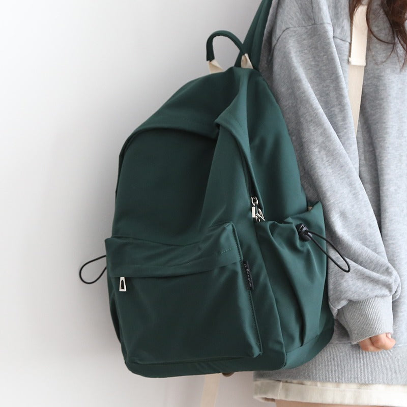 Practical backpack with innovative closure system Stornfield