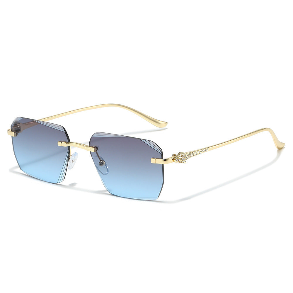 Fashion-Forward Geometric Shield Sunglasses Stornfield