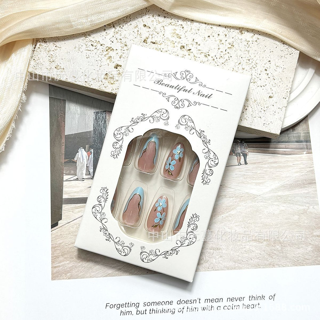 Fashionable Press-On Nail Set Stornfield