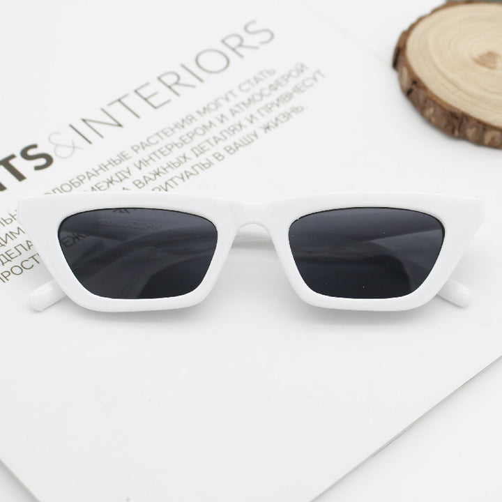 Women’s geometric sunglasses with refined plastic frame Stornfield