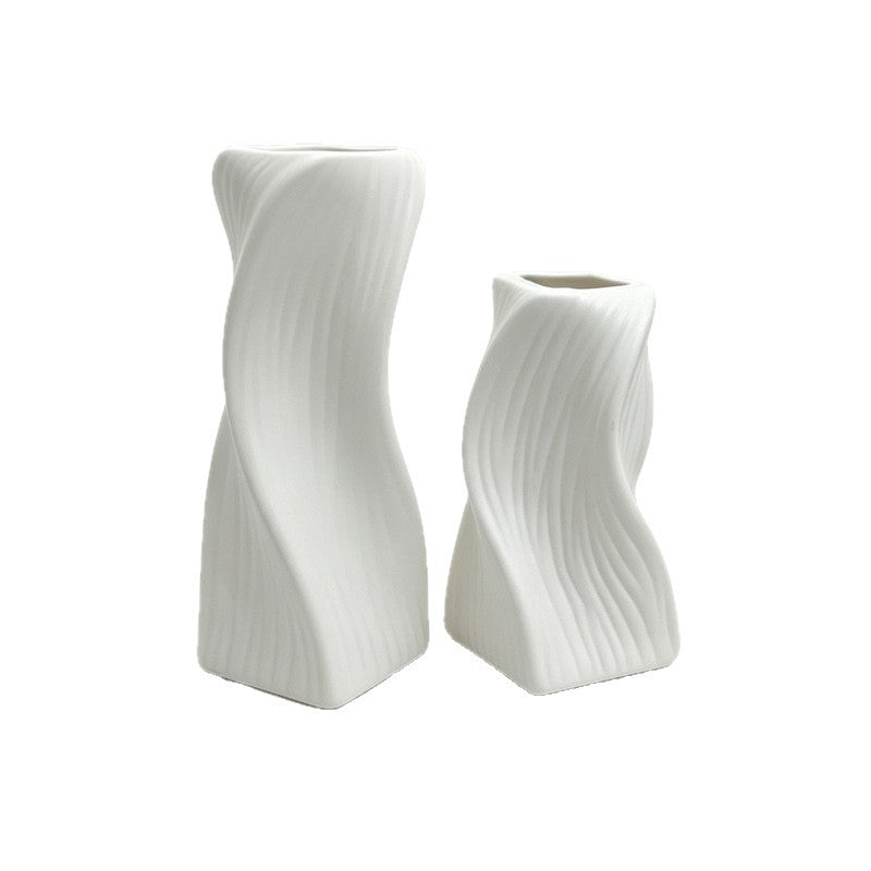 Modern Sculptural Decorative Vase Stornfeild