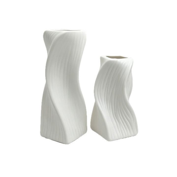 Modern Sculptural Decorative Vase Stornfeild
