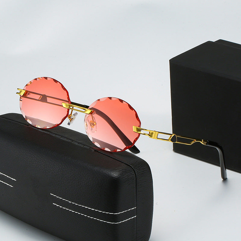 Ladies round sunglasses with unique wave design and high-quality metal frame Stornfield